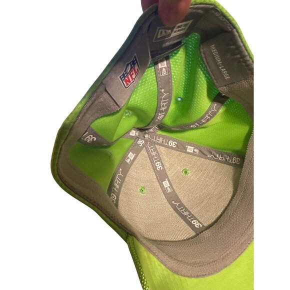 New Era Seahawks 39Thirty Stretch-Fit Cap Medium-Large Neon Green Gold NFL Logo - Picture 7 of 7
